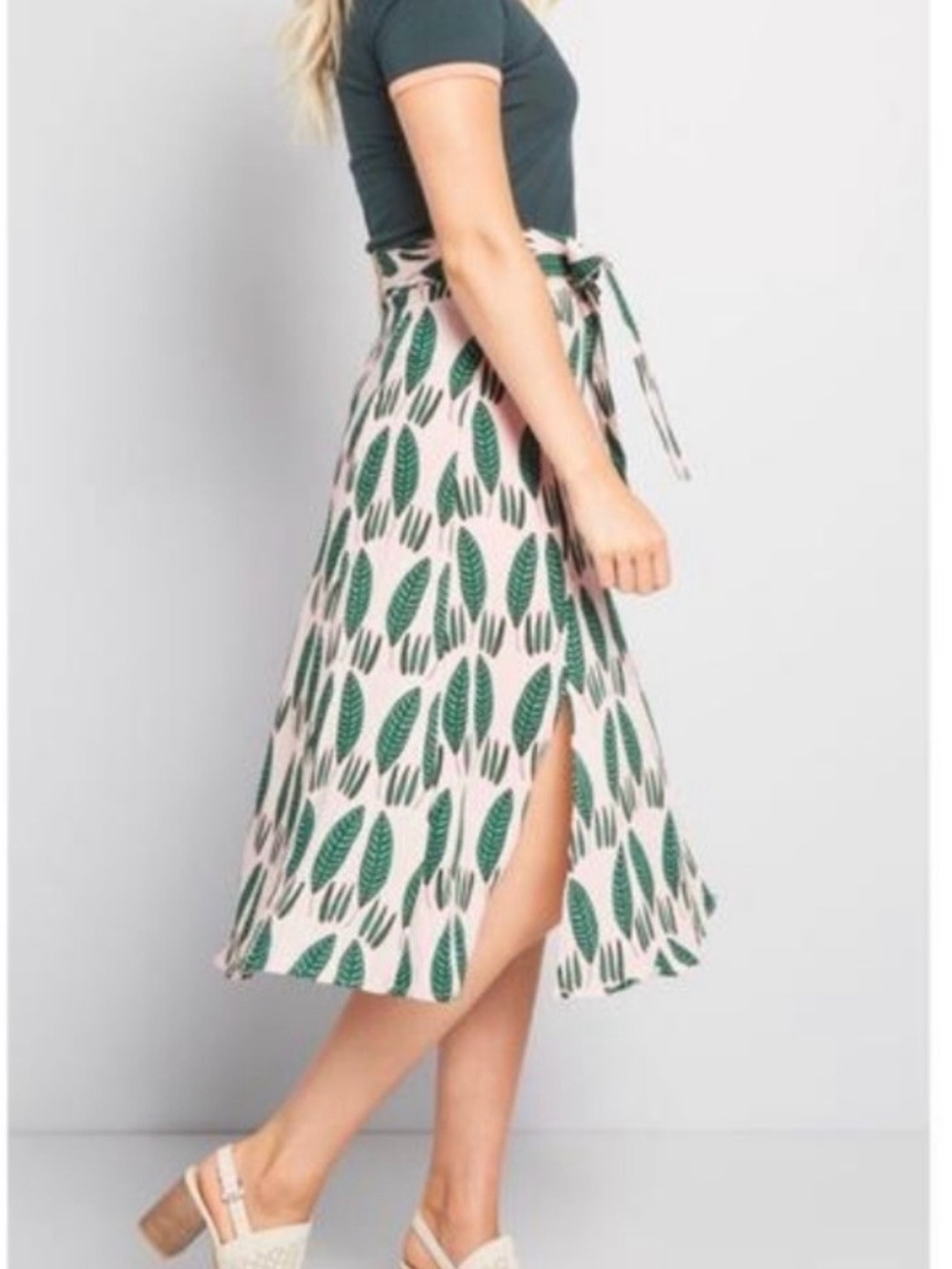 PEPALOVES Green Leaf Print A-Line Skirt - Women - Picture 5 of 8